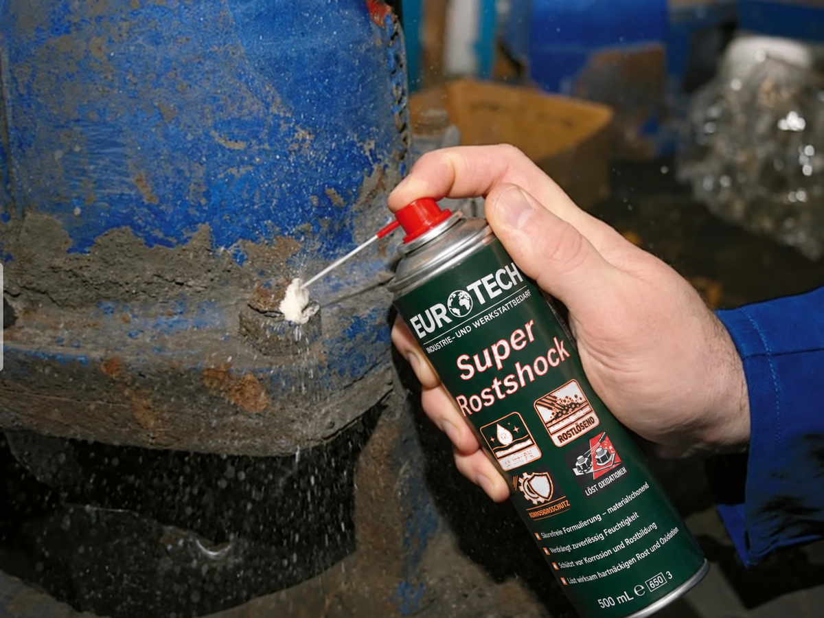 Super Rostshock zur Behandlung einer korrodierten Verbindung